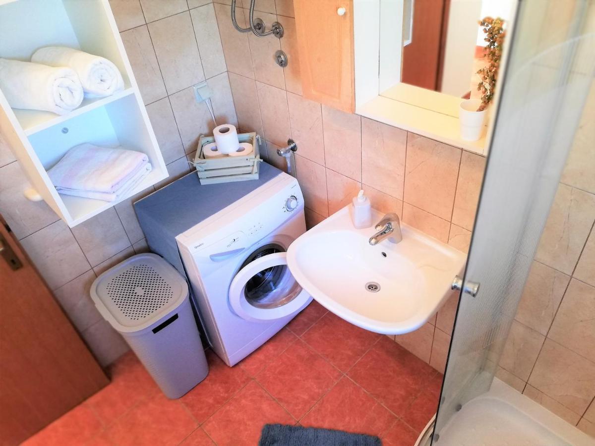 Apartment Anzotika ニン エクステリア 写真