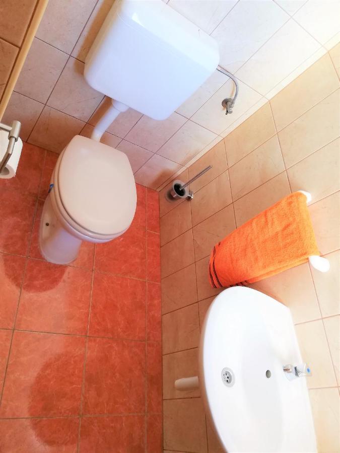 Apartment Anzotika ニン エクステリア 写真