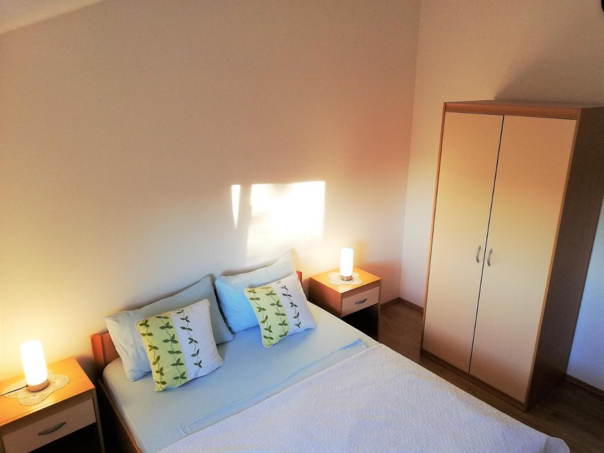 Apartment Anzotika ニン エクステリア 写真